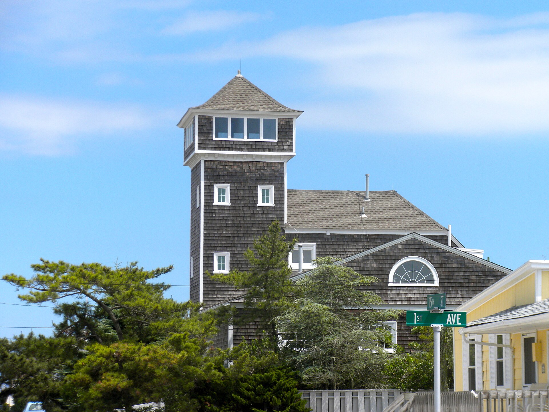 Boat Slips, Docks, and Waterfront Access: What to Know Before Buying a South Jersey Shore Home