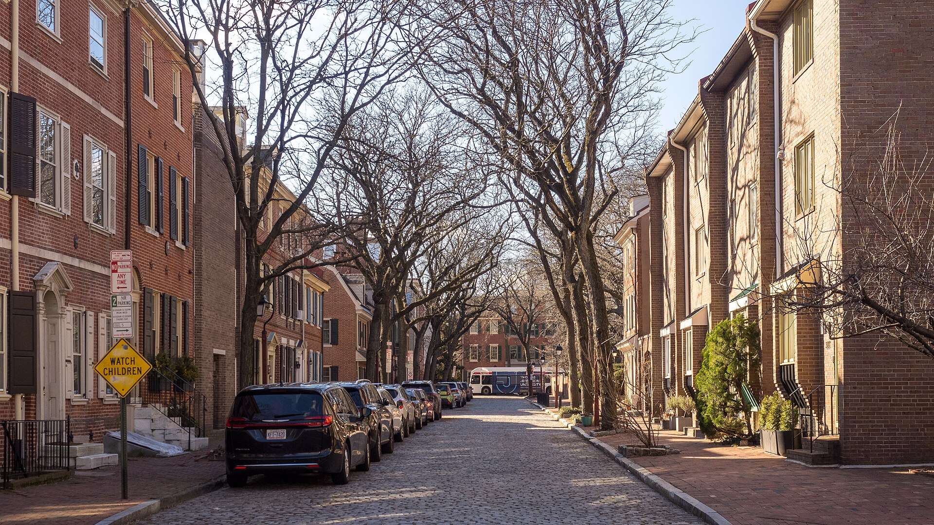 Living in Society Hill: A Luxury Buyer’s Guide to Philadelphia’s Colonial-Era Neighborhood