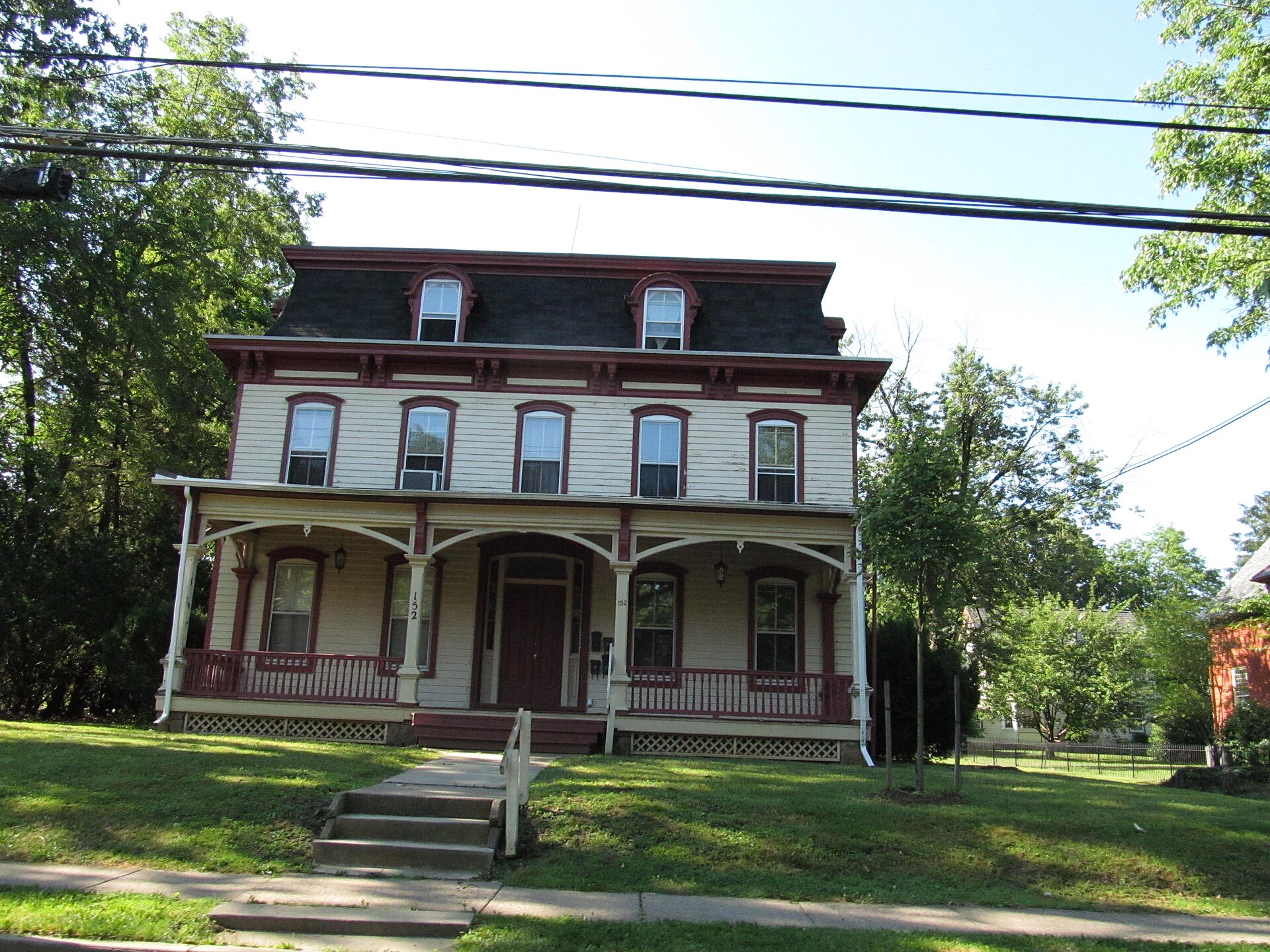 Street scene in Langhorne, Pennsylvania